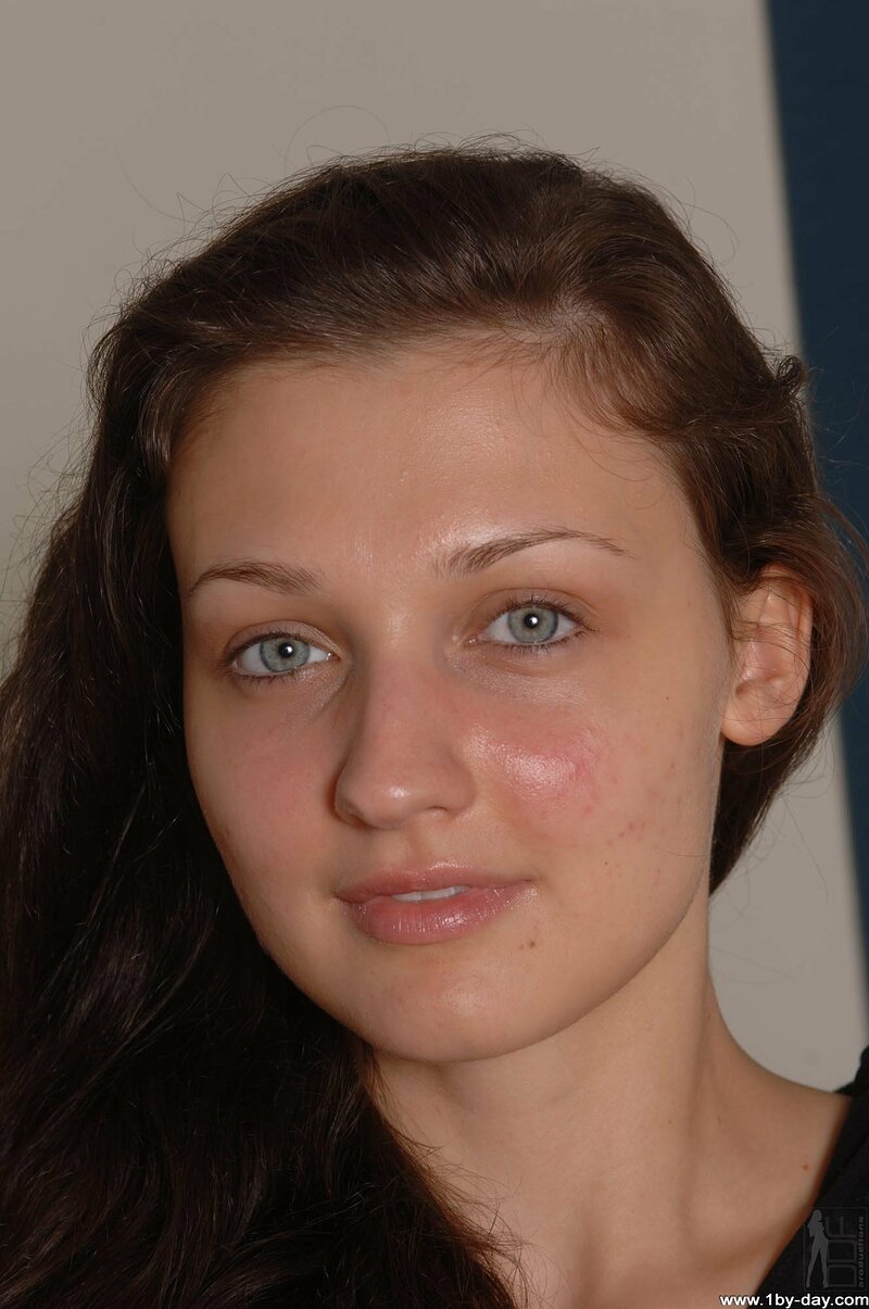Нина, 26